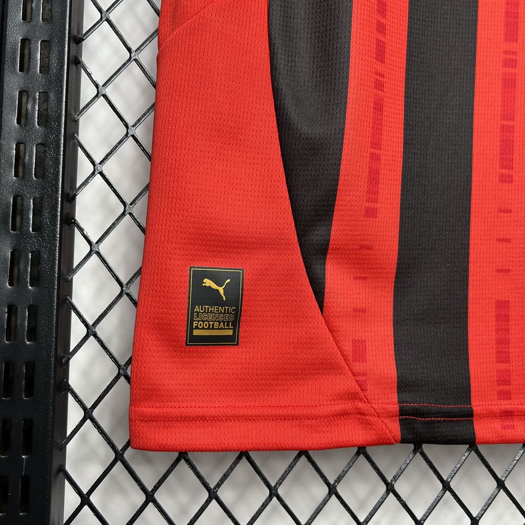 AC Milan maillot foot domicile 2024 2025€14.99