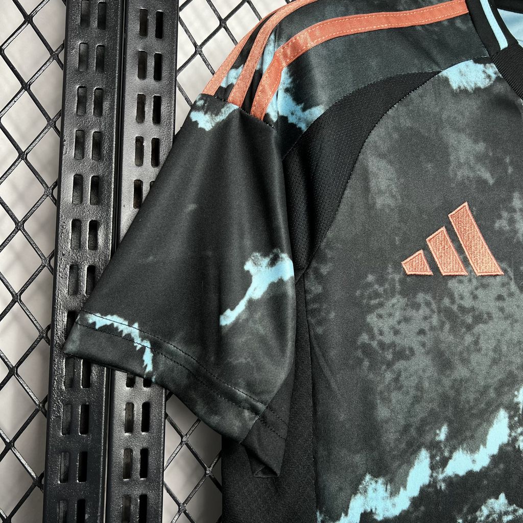 Bayern Munich maillot foot extérieur 2024 2025