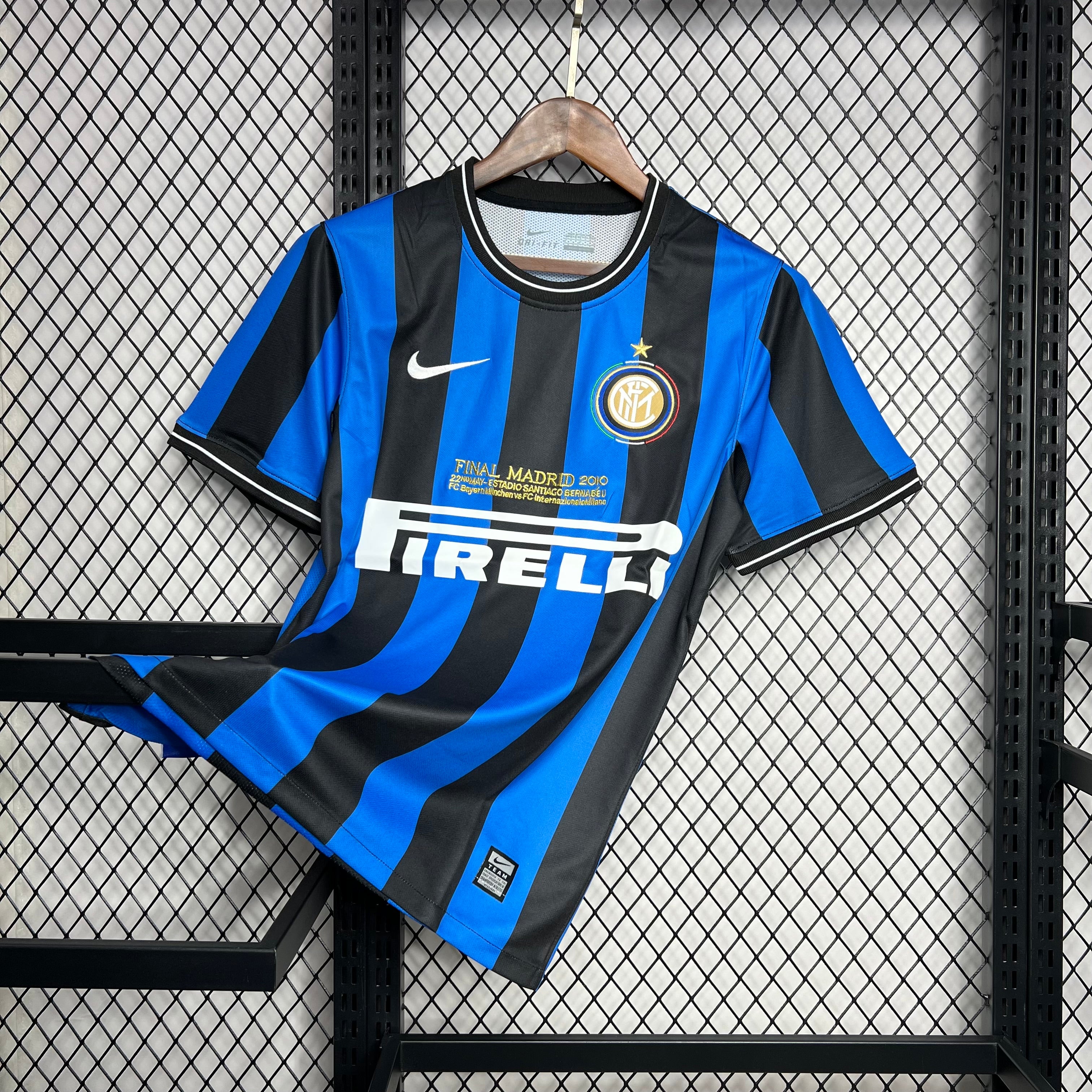Inter Milan Maillot Foot Retro 2009 2010
