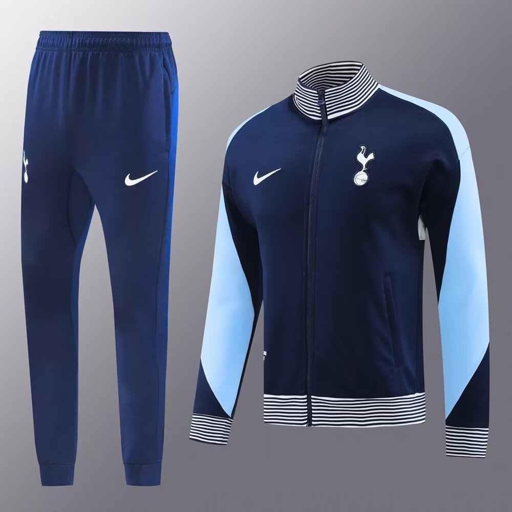 Tottenham Survêtement / Training 2024 2025€39.99