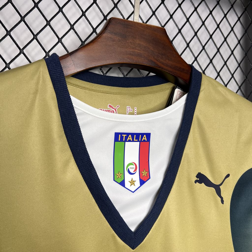 Italie maillot foot 2006 retro€19.99