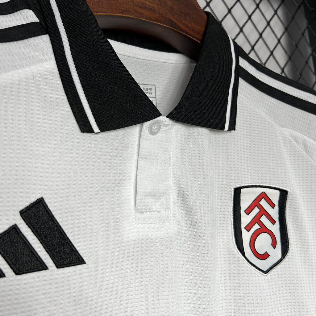 Fulham maillot foot domicile 2024 2025€14.99