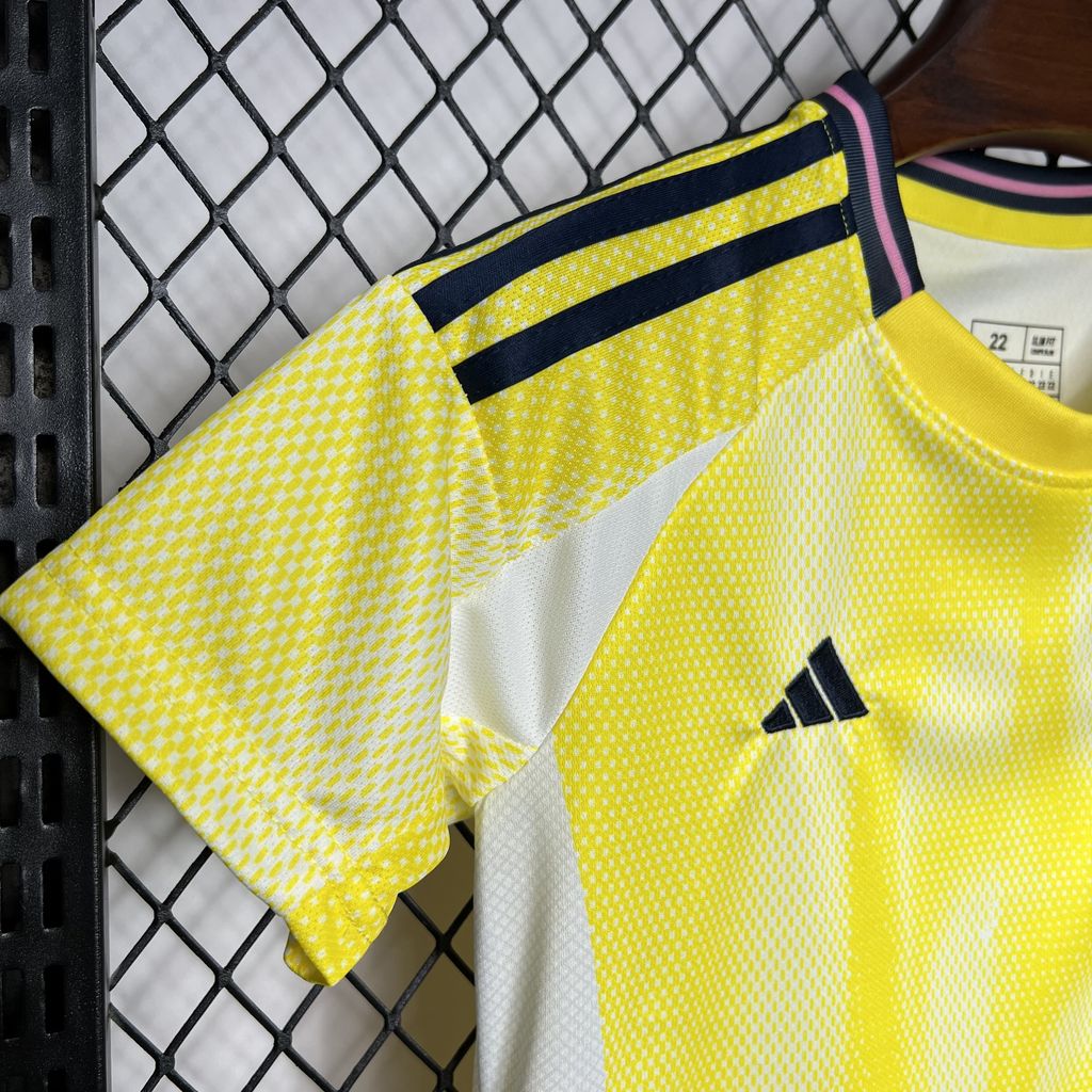 Kit Enfant Juventus extérieur 2024 2025
