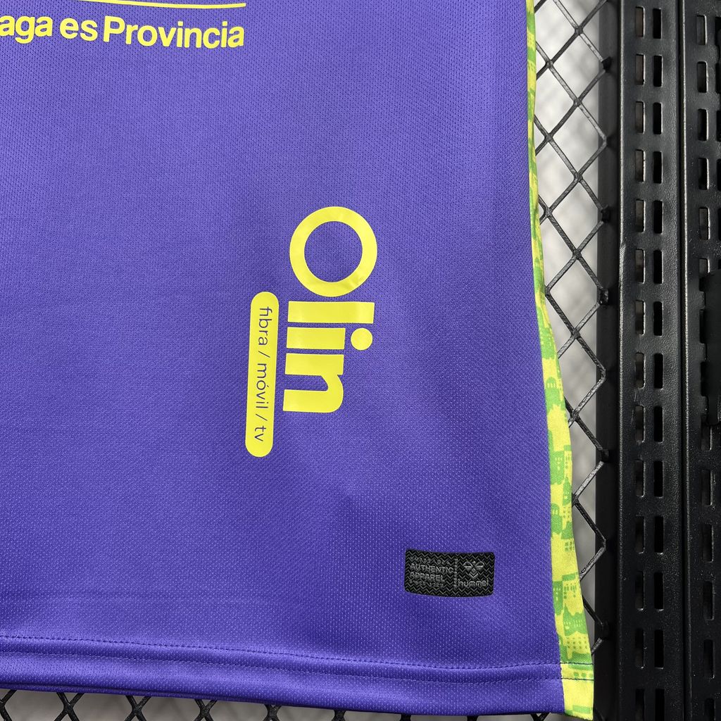 Malaga maillot foot extérieur 2024 2025