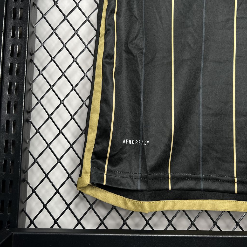 Kit Enfant Los Angeles 2024 2025€14.99