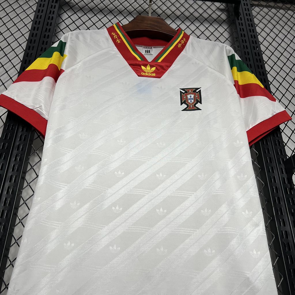 Portugal maillot foot extérieur 1992 1994€14.99