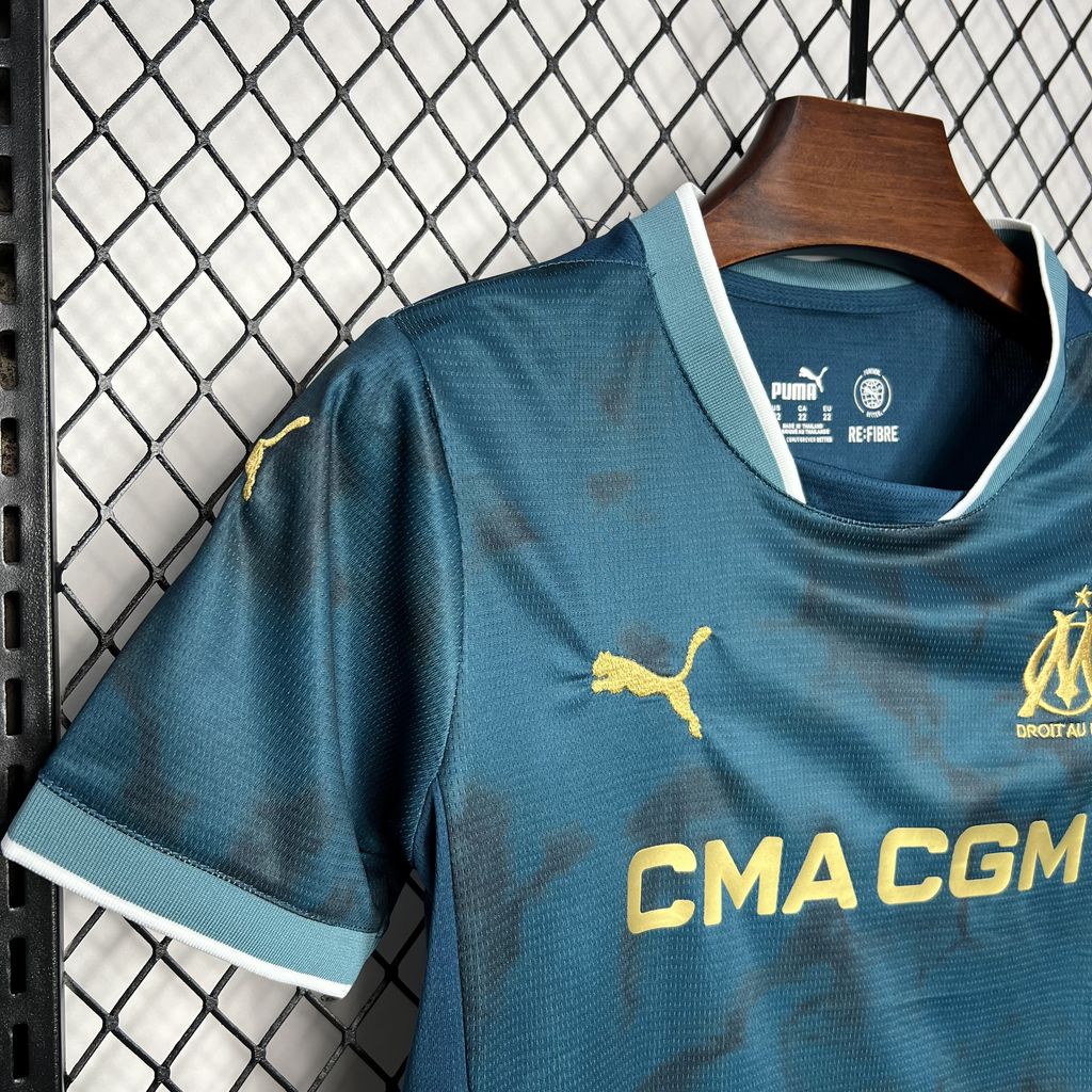 Kit Enfant Olympique de Marseille OM 2024 2025 extérieur€14.99