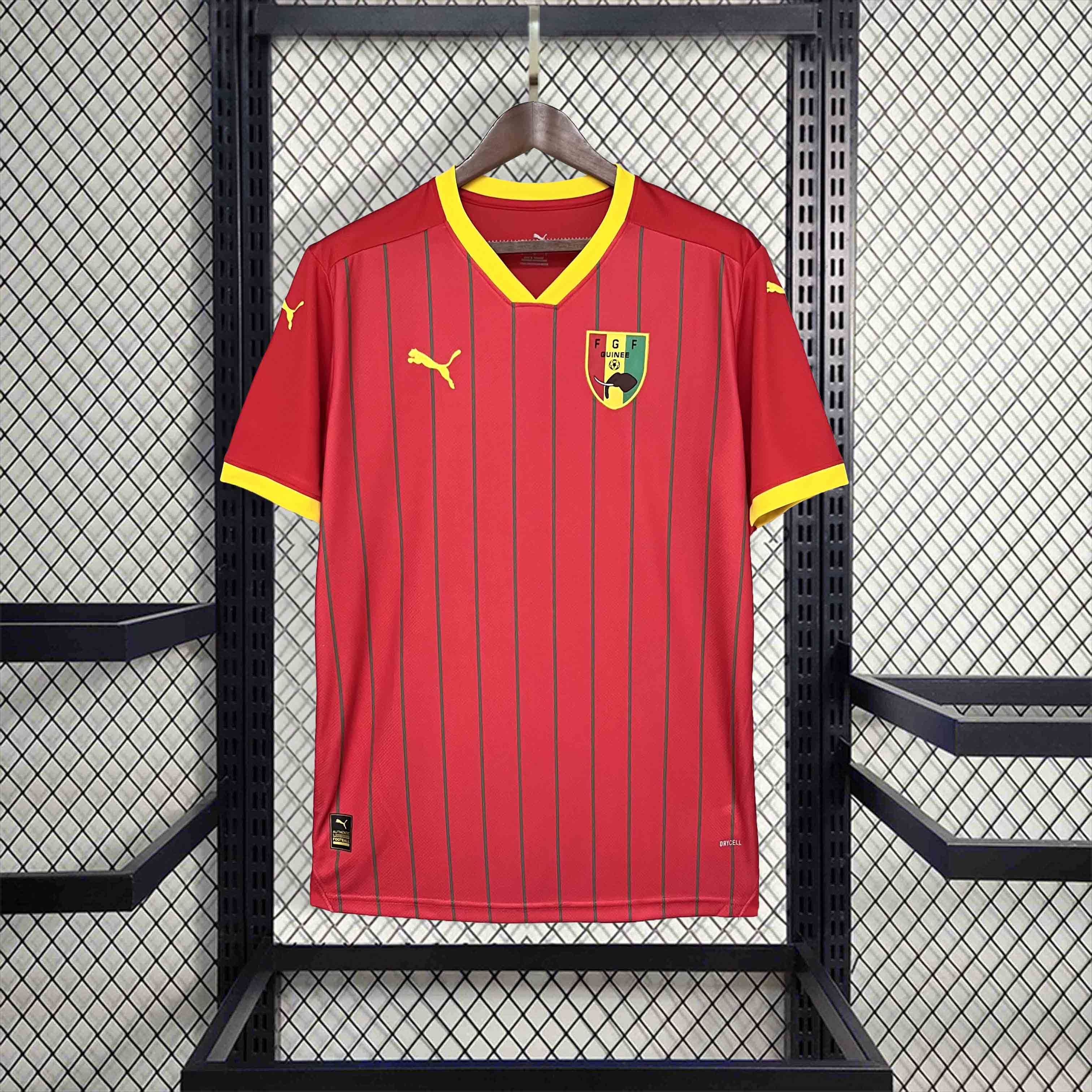 Guinée maillot foot domicile 2024 2025