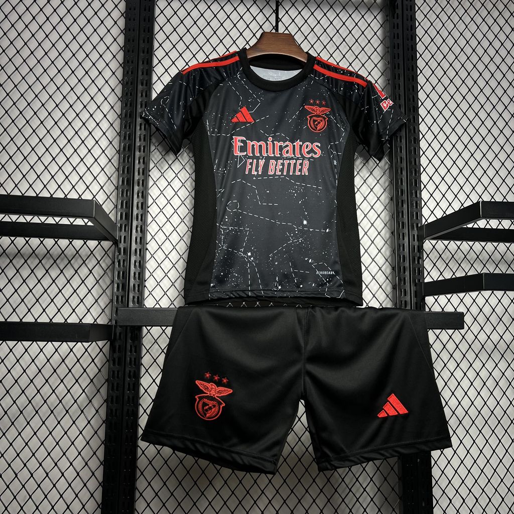 Kit Enfant Benfica 2024 2025€14.99