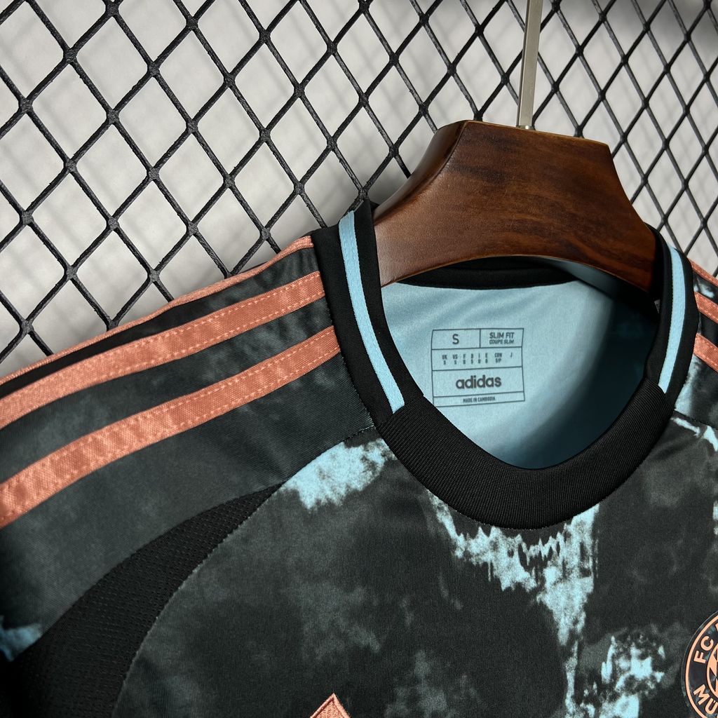 Bayern Munich maillot foot extérieur 2024 2025