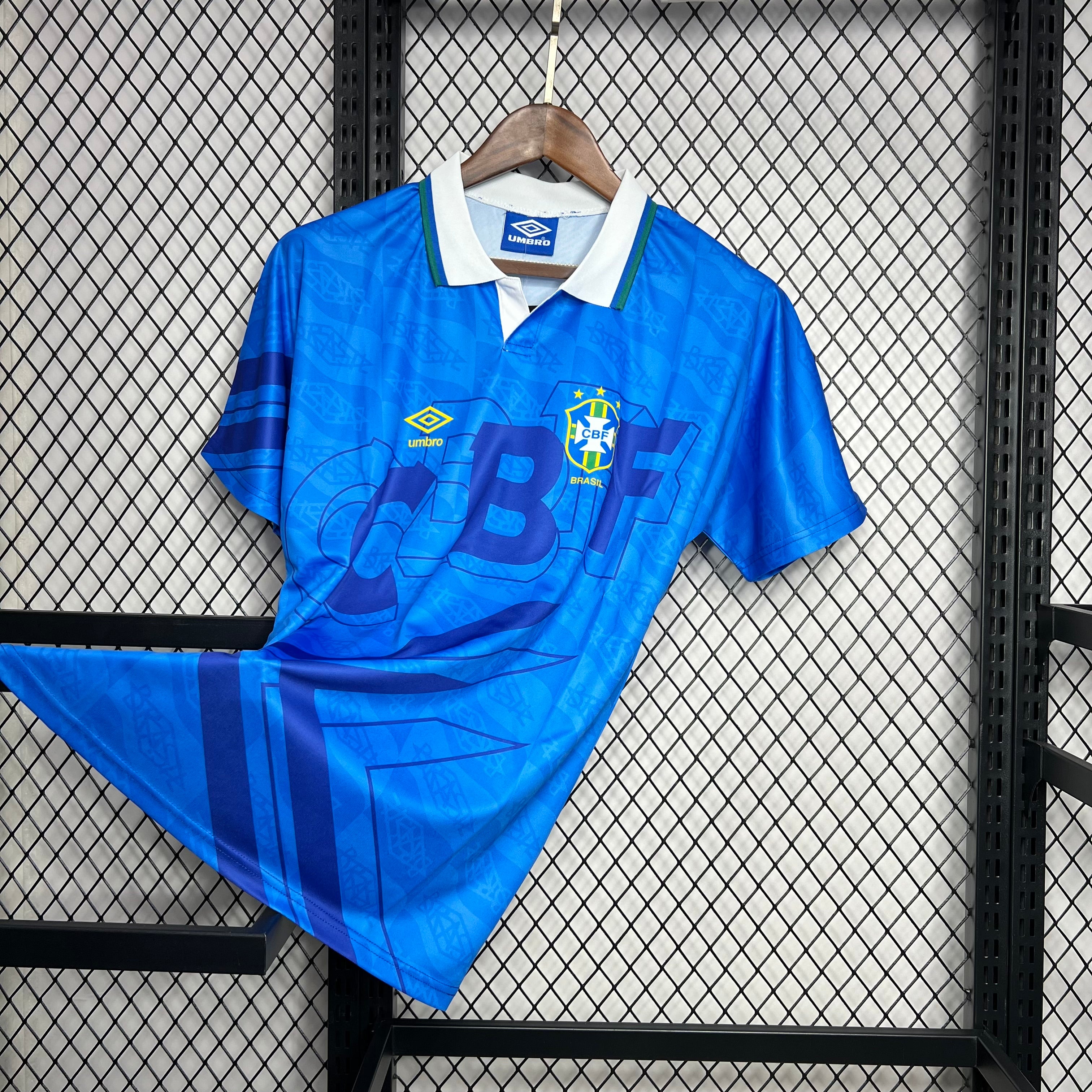 Brésil Maillot Foot Retro 1991 1993€19.99
