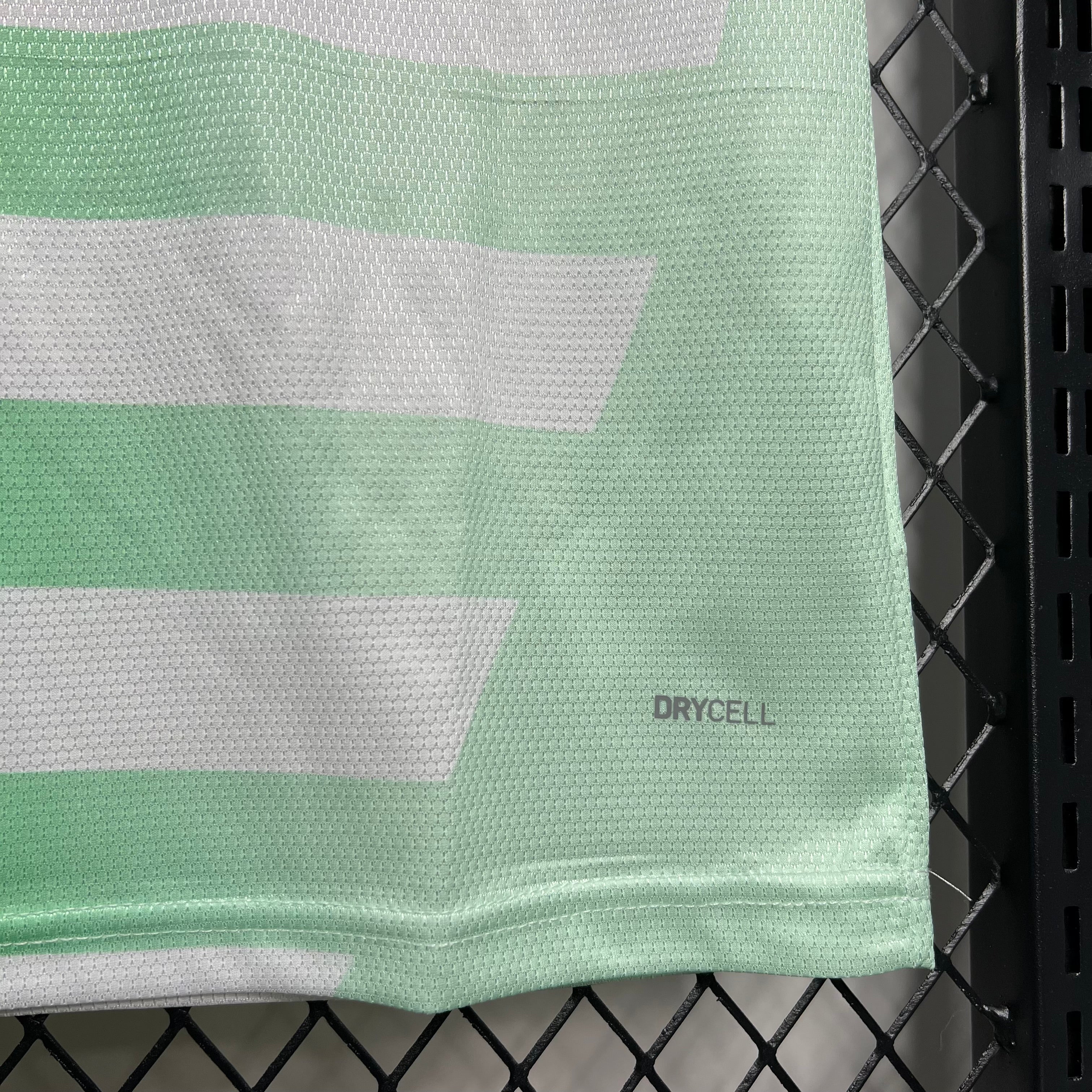 Greuther Fürth maillot foot 2024 2025 domicile€14.99