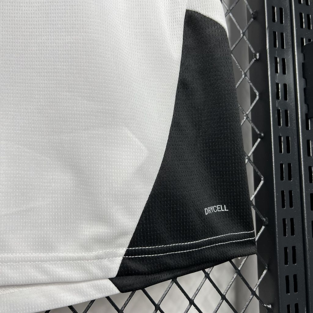 Derby County Maillot foot domicile 2024 2025€14.99