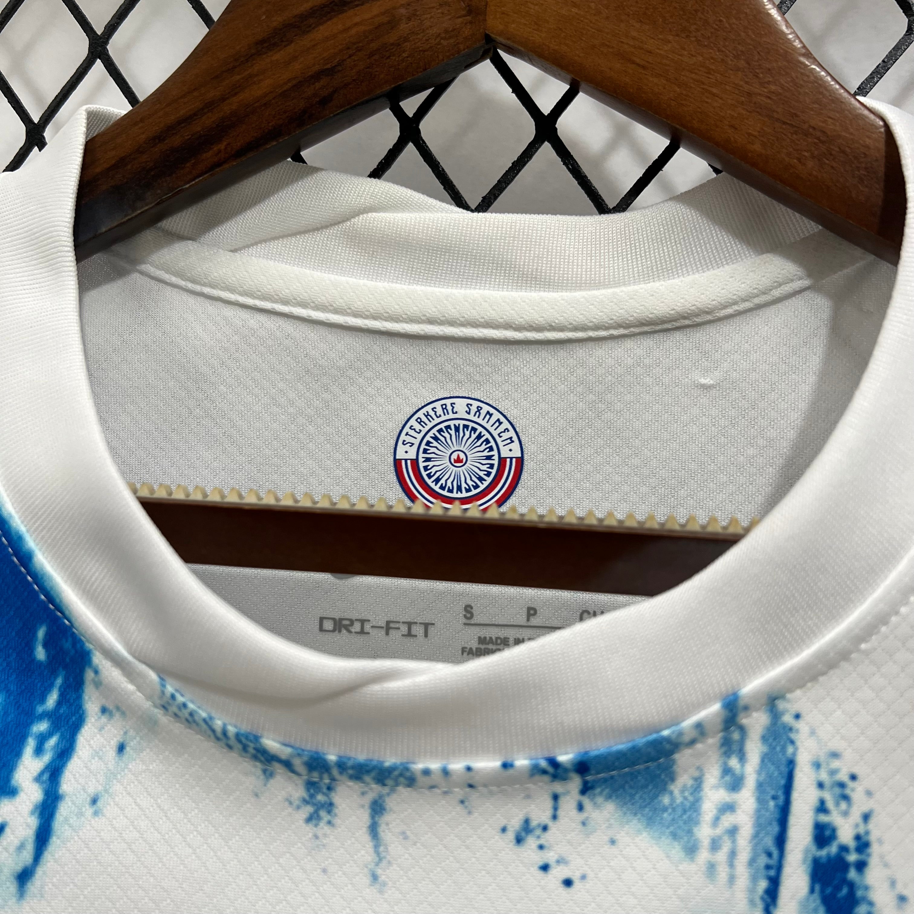 Norvège maillot foot 2024 2025 extérieur€14.99