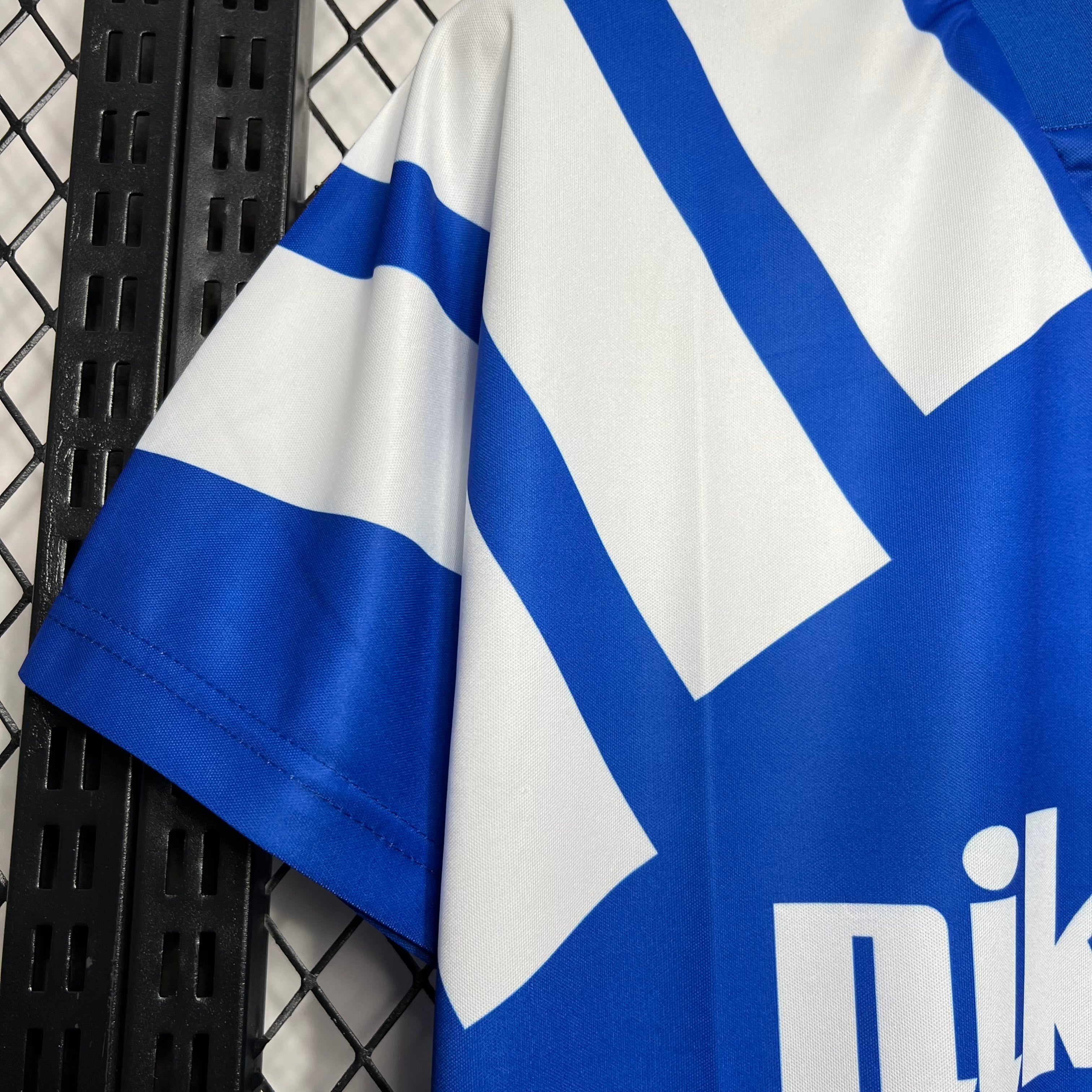 Osasuna maillot foot rétro 1992 1993€19.99