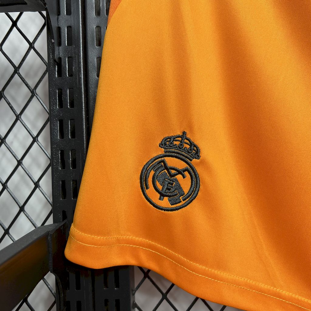 Short de Football Real Madrid 2024 2025