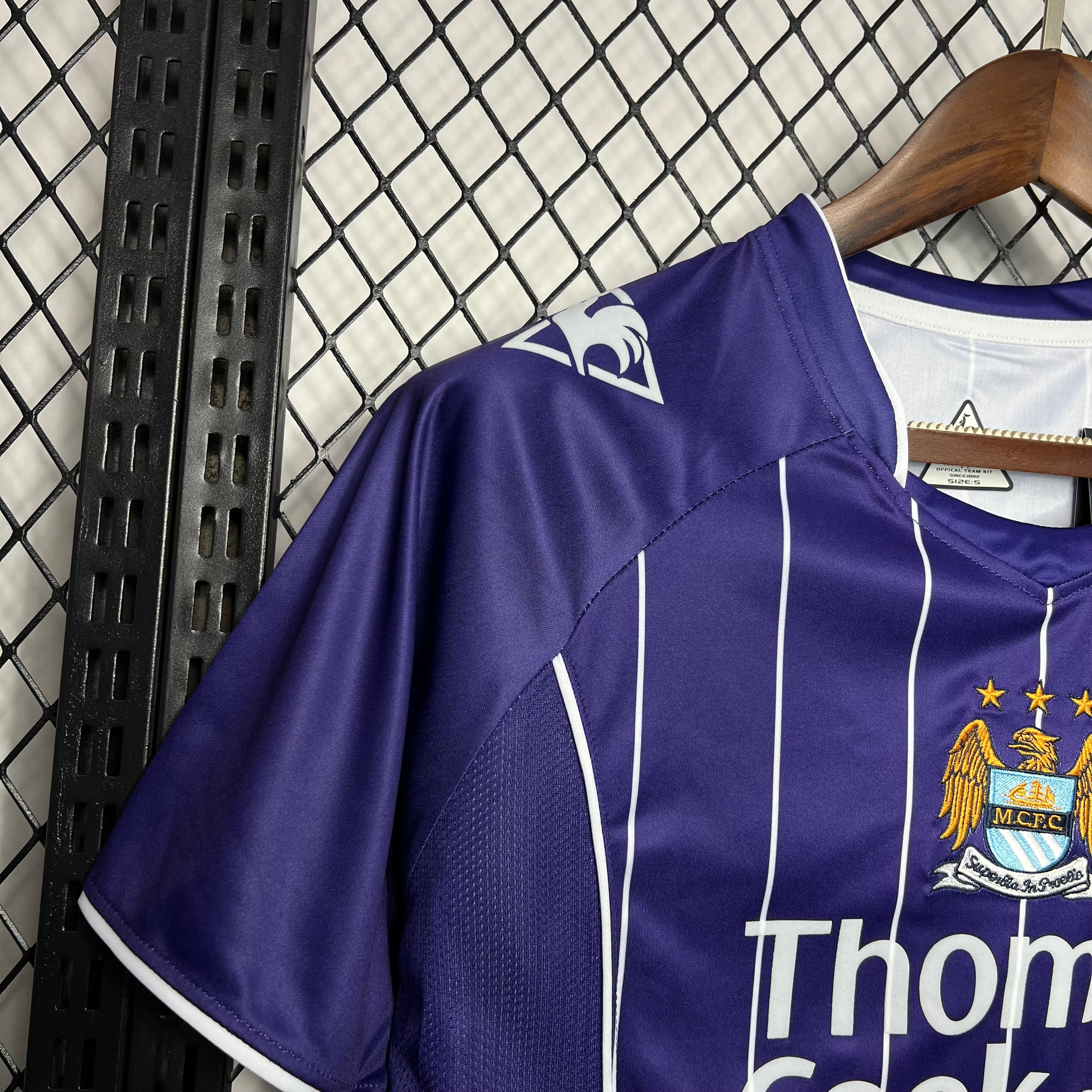 Manchester City maillot foot rétro 2007 2008€19.99