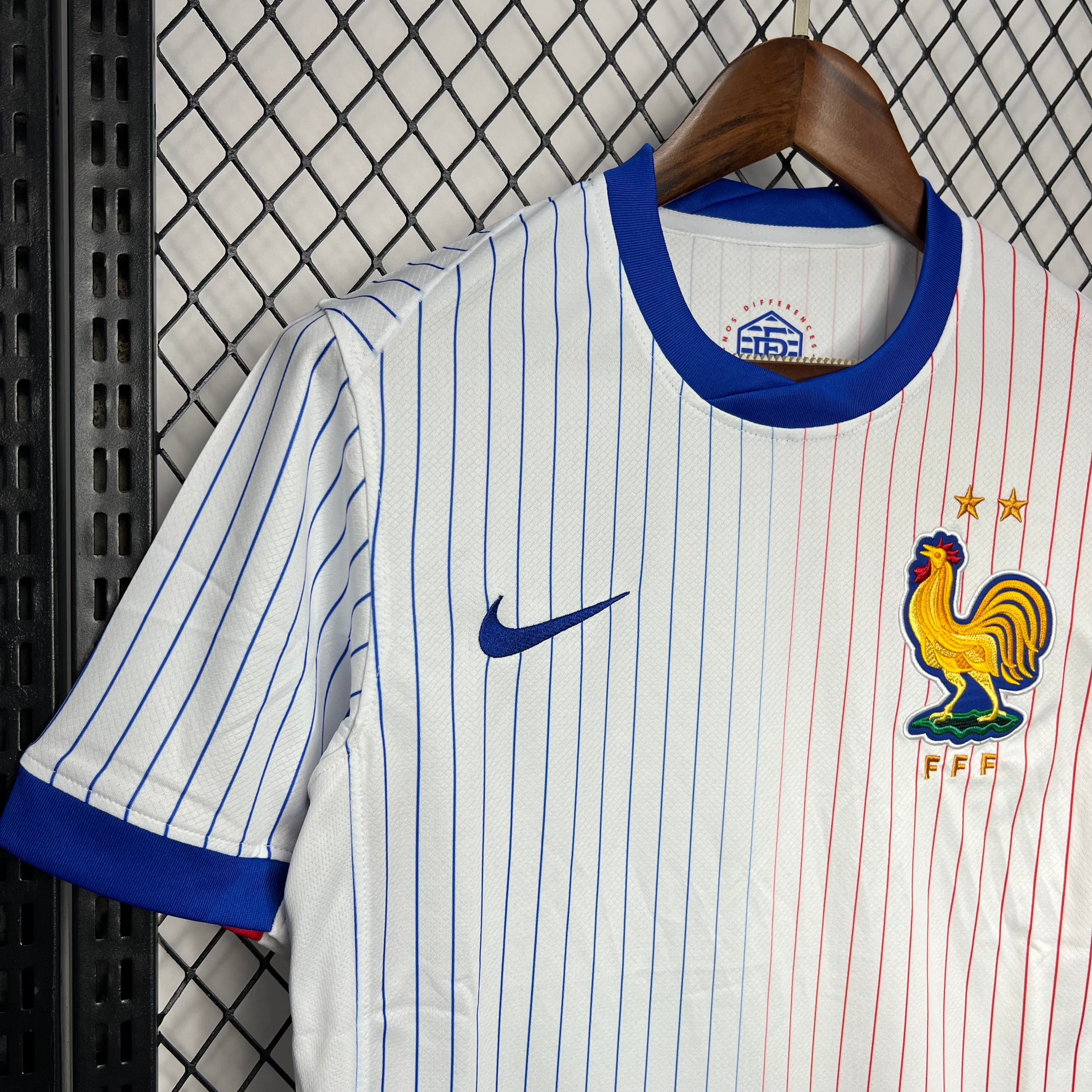Ăquipe de France maillot foot 2024 2025