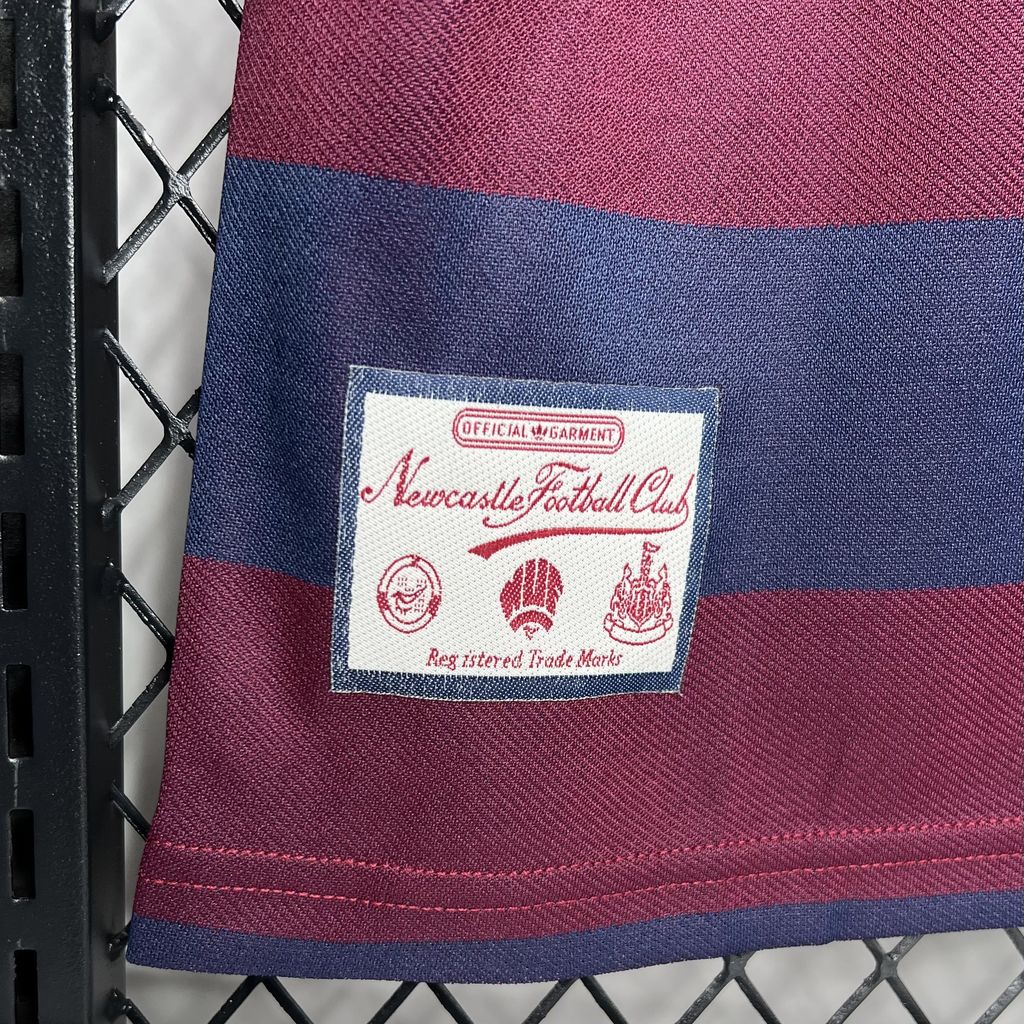 Newcastle United maillot foot 1995 1996  retro€19.99