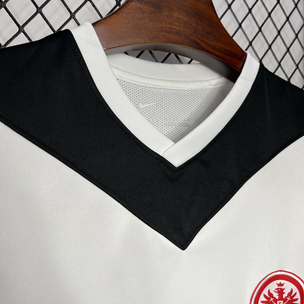Eintracht Frankfurt maillot foot domicile 2024 2025€14.99