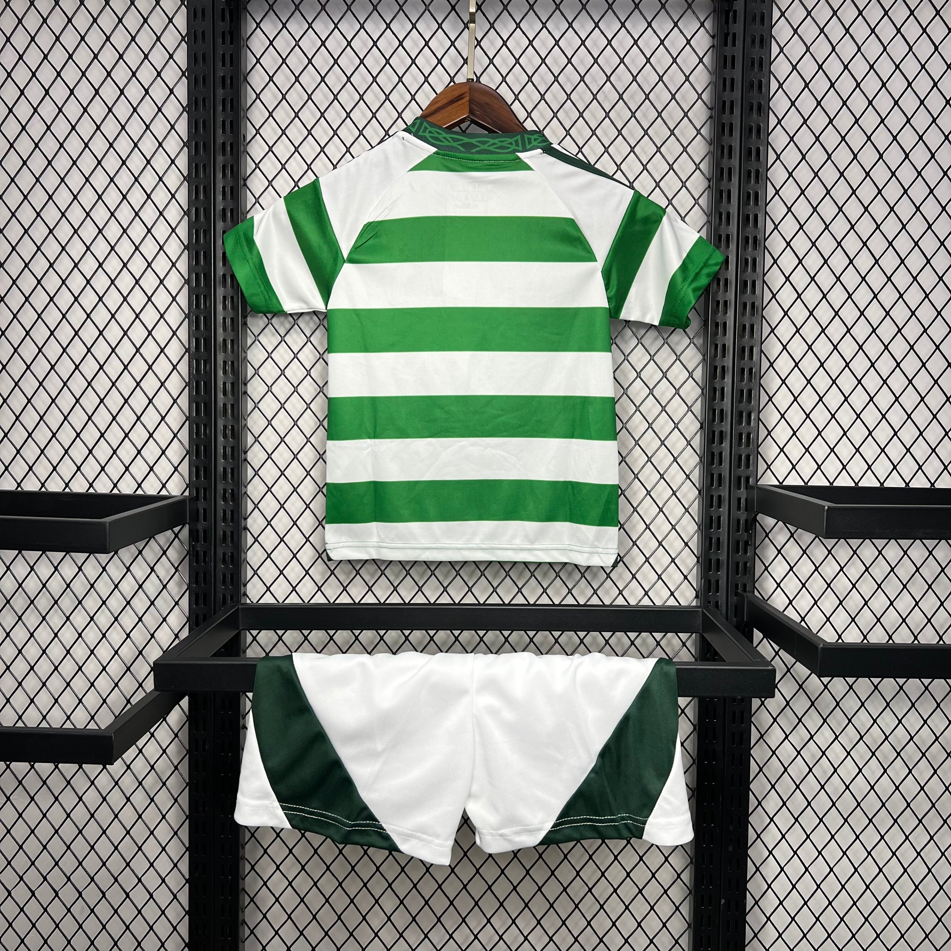 Kit Enfant Celtic 2024 2025€14.99