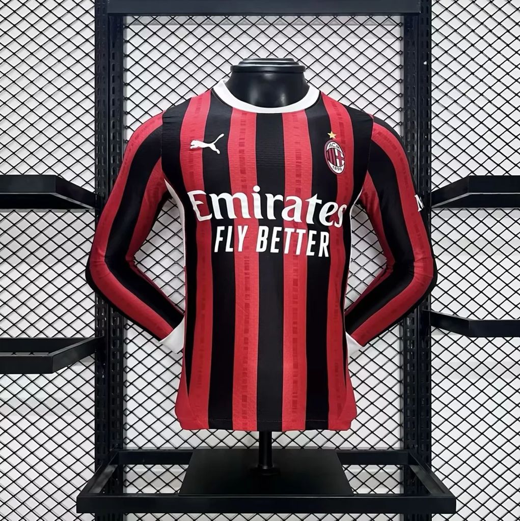 AC Milan maillot foot domicile 204 2025  Manches Longues€38.99
