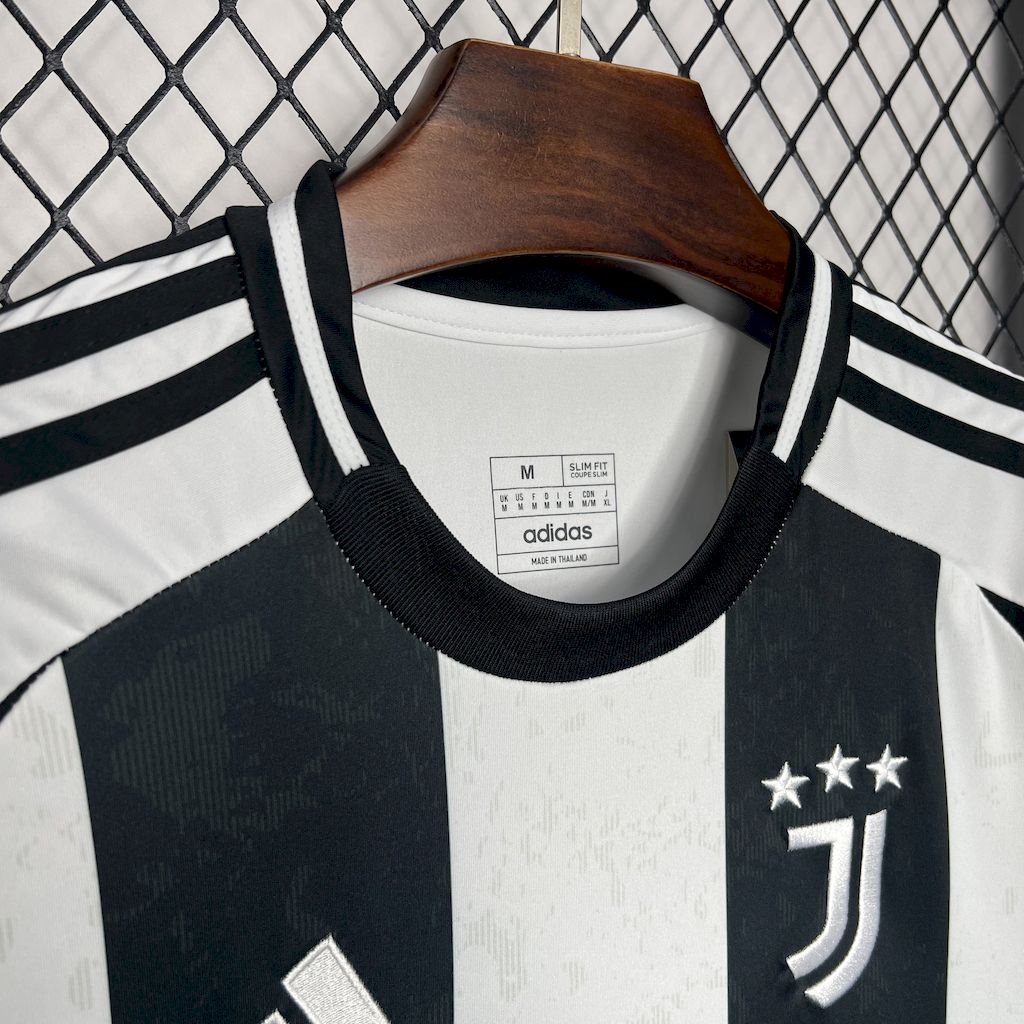 Juventus maillot foot domicile 2024 2025