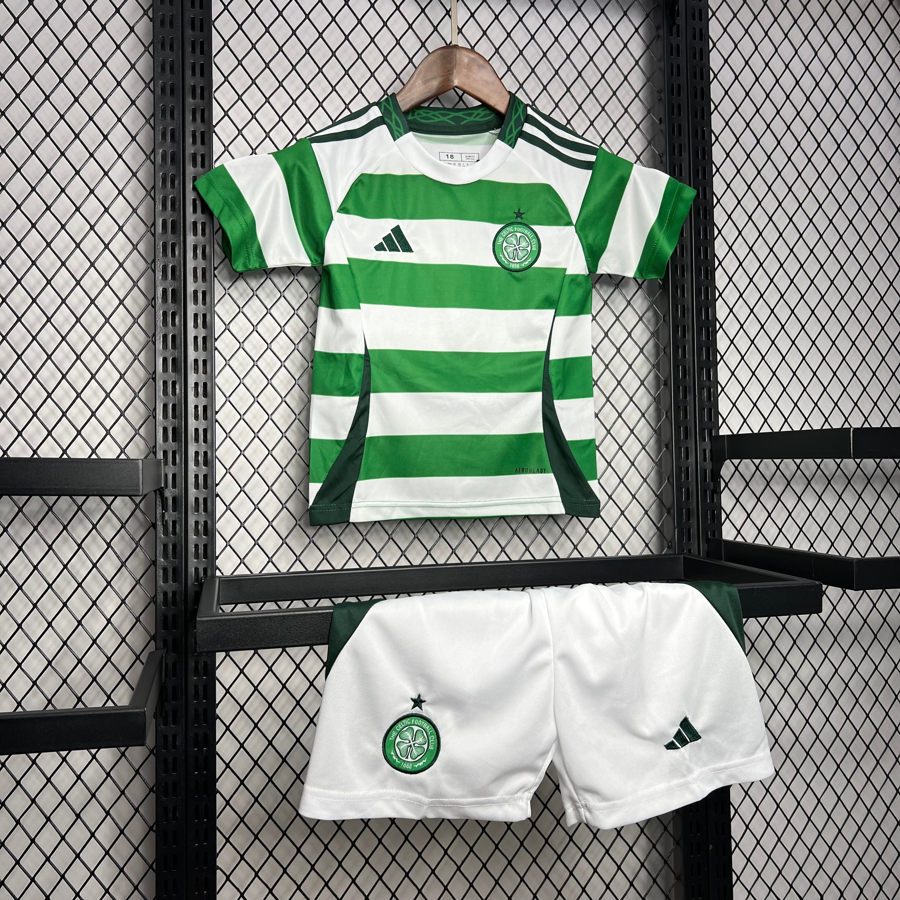 Kit Enfant Celtic 2024 2025€14.99