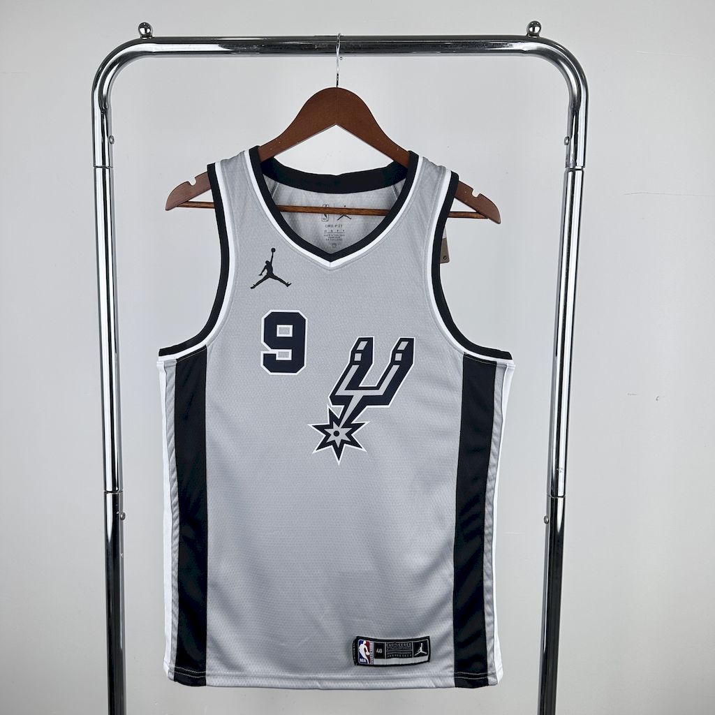 Maillot San Antonio Spurs 9 PARKER NBA Basket€20.99