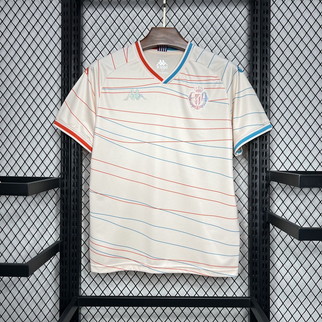 Real Valladolid  maillot foot extérieur 2024 2025€14.99