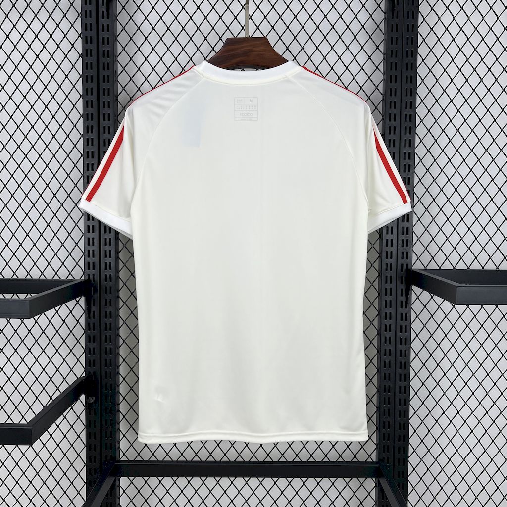 Manchester United Maillot Foot 2025 2026