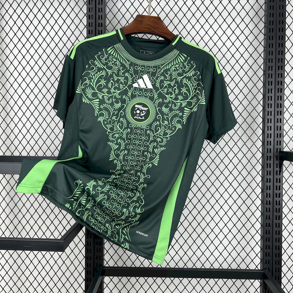Algérie maillot foot extérieur 2024 2025 2026€14.99