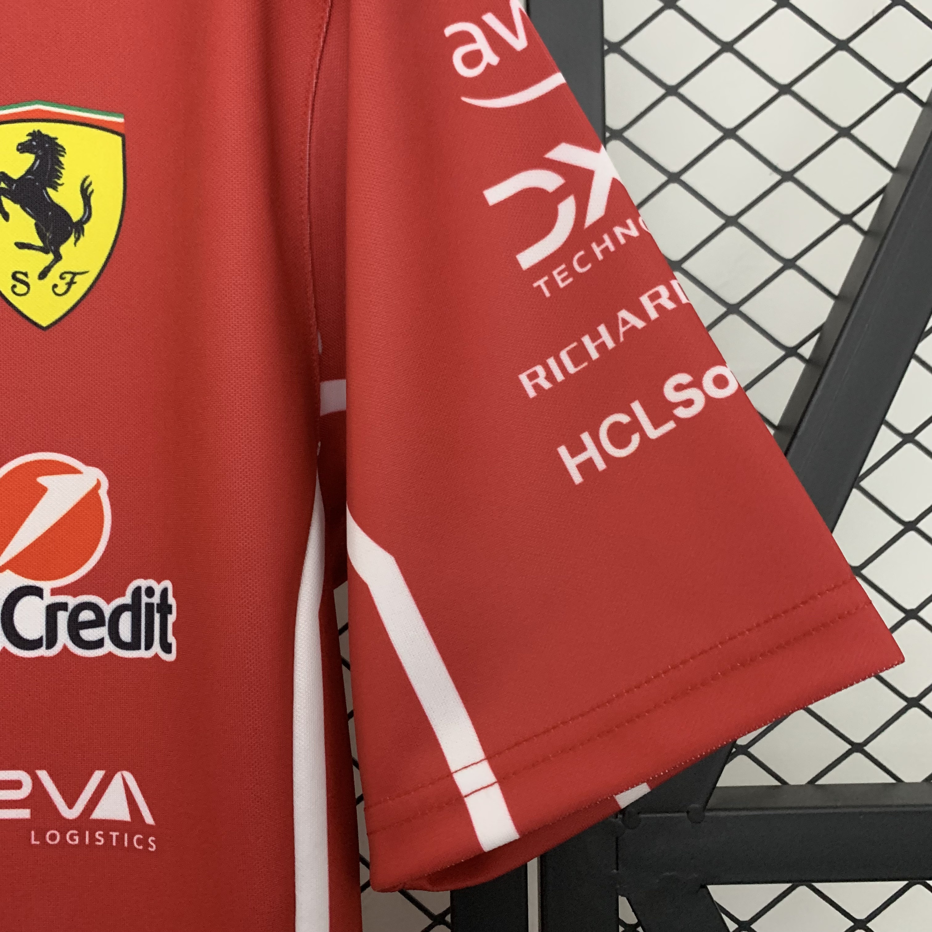Formule 1 Maillot Ferrari 2025€43.99