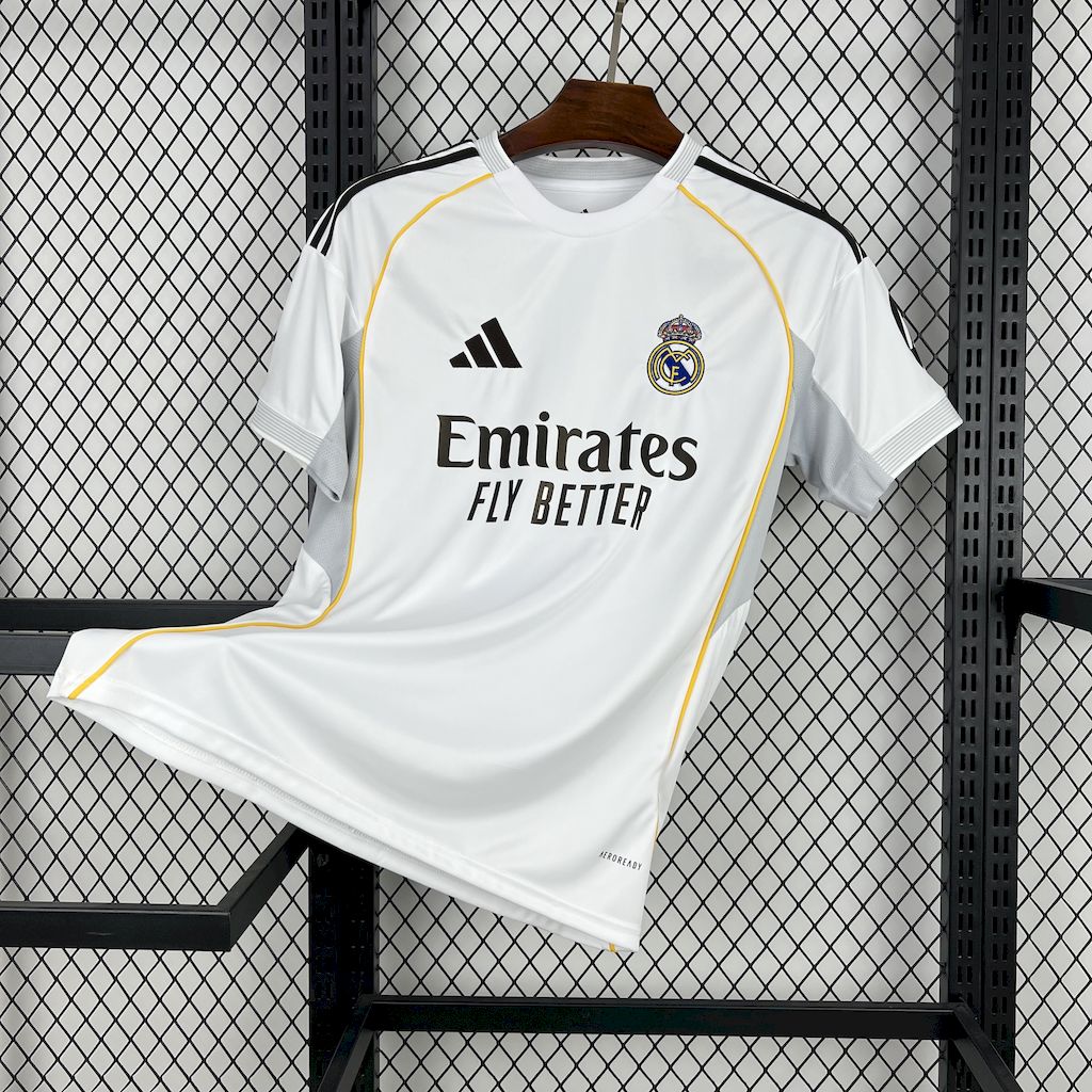 Real Madrid maillot foot domicile 2025 2026€14.99