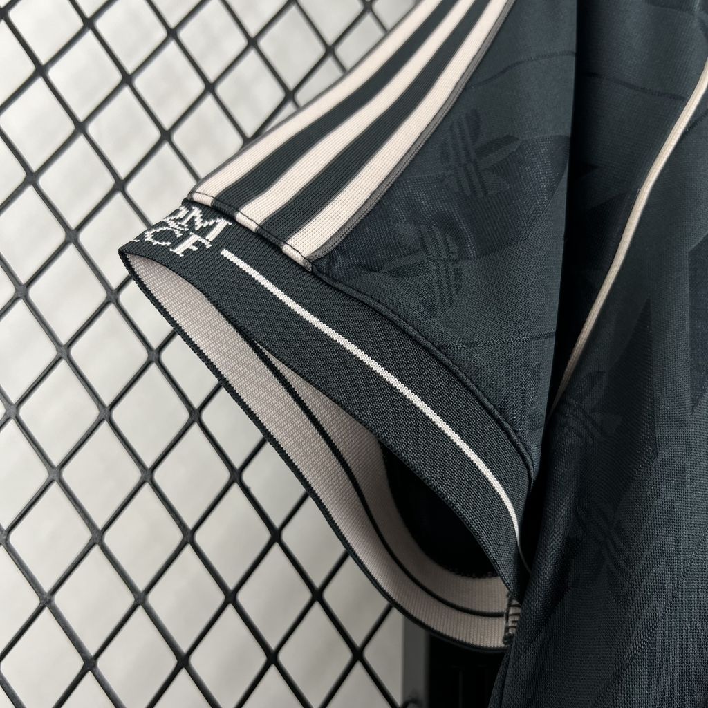 Real Madrid maillot foot noir 2024 2025