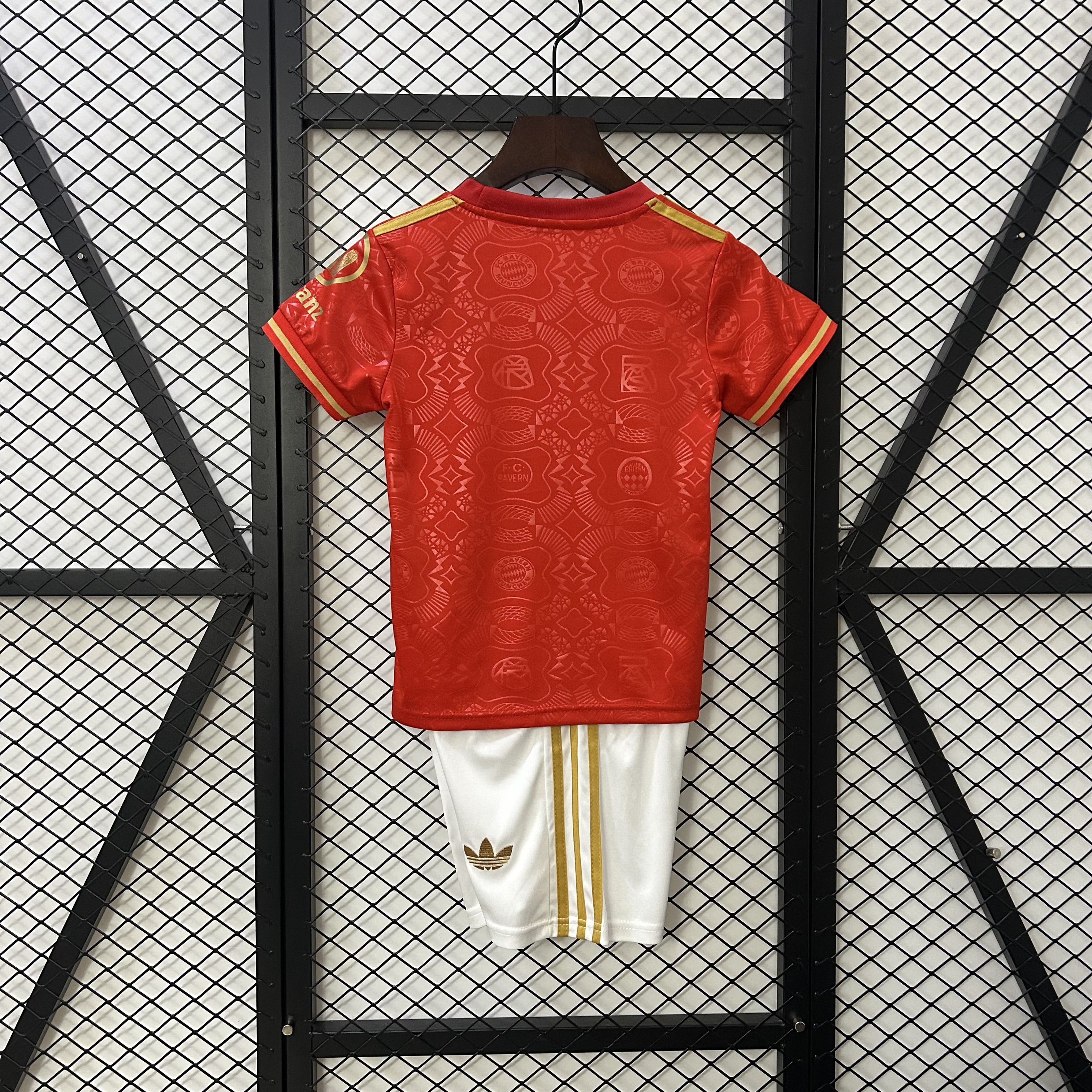 Kit Enfant Bayern Munich 2024 2025