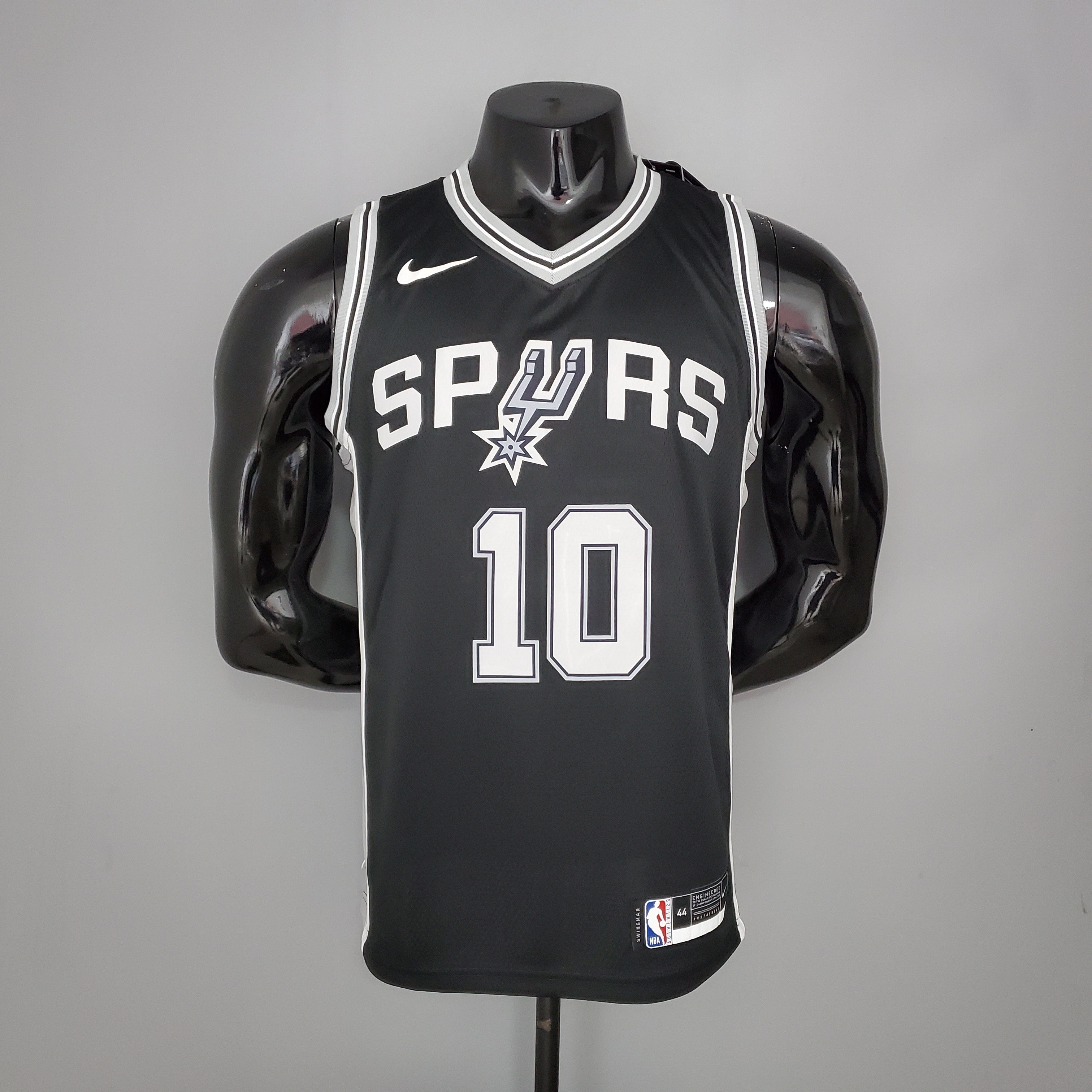 Maillot San Antonio Spurs  10 DeROZAN NBA Basket€20.99