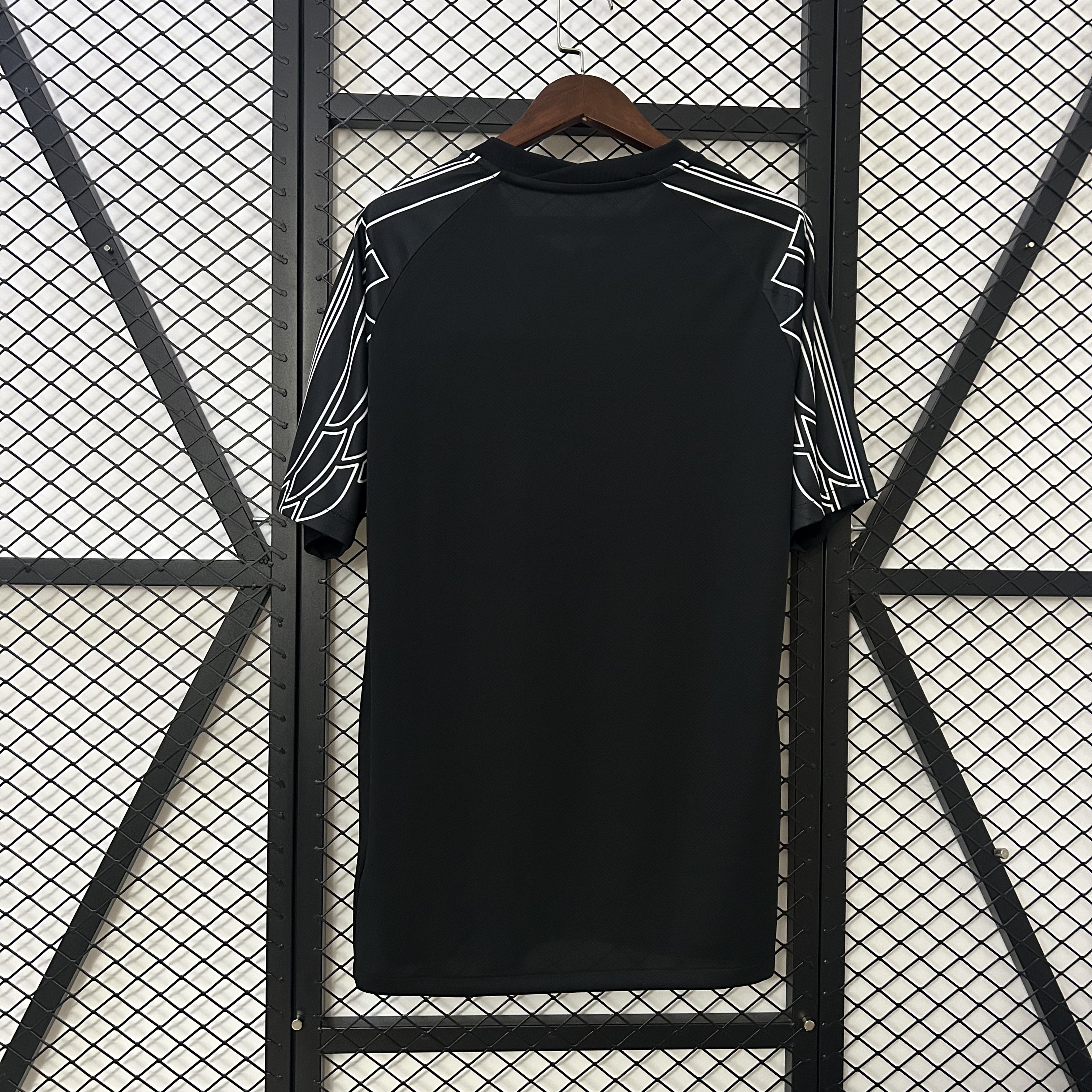 PSG Paris Saint Germain maillot foot noir 2025 2026€14.99