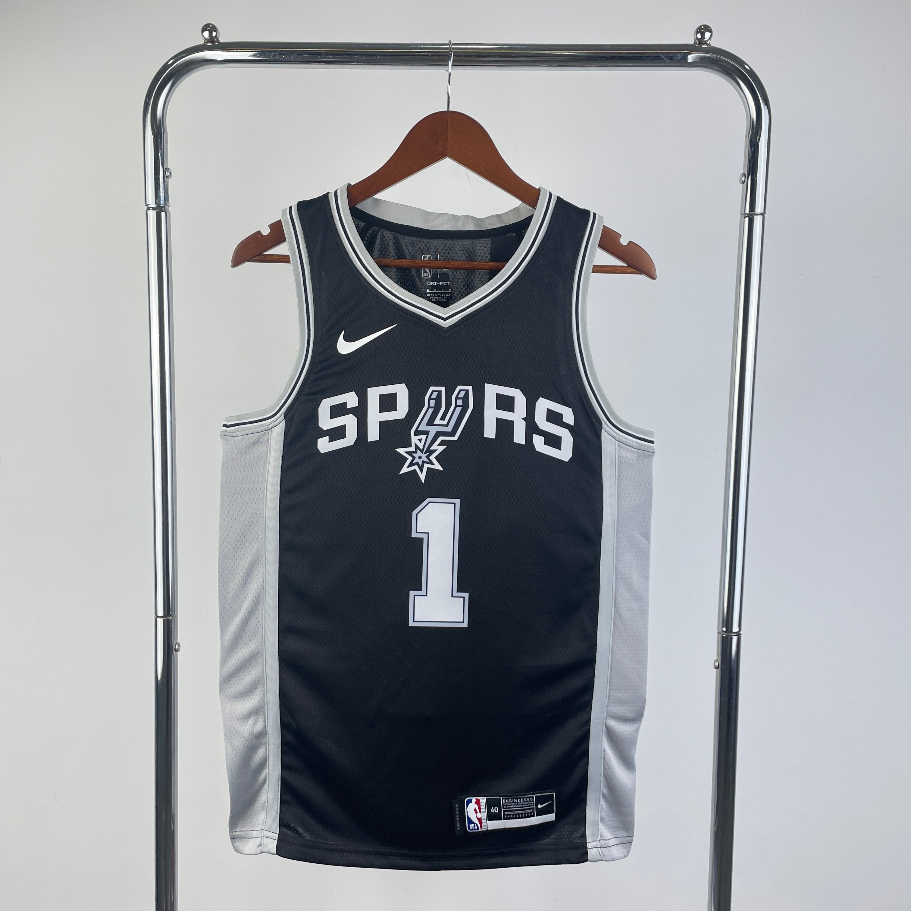 Maillot San Antonio Spurs 1 WEMBANYAMA NBA Basket€20.99