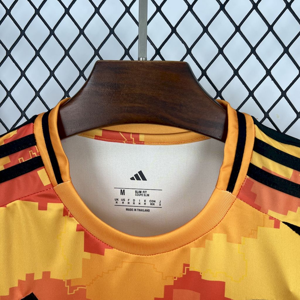 Paris FC maillot foot third 2024 2025 Ninho Jefe Orange