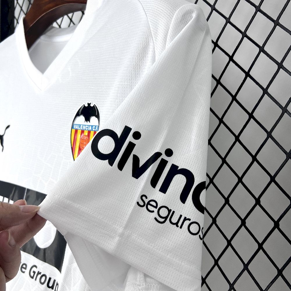 Valencia maillot foot domicile 2025 2026