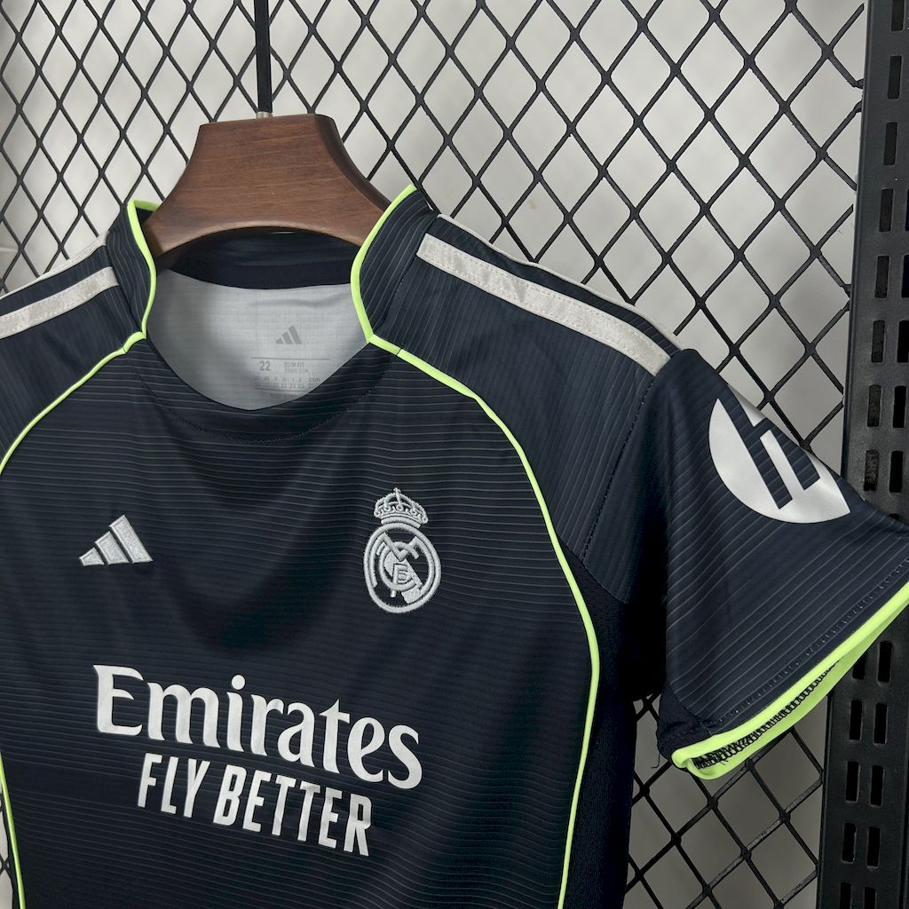 Real Madrid Kit Enfant Maillot Foot 2025 2026