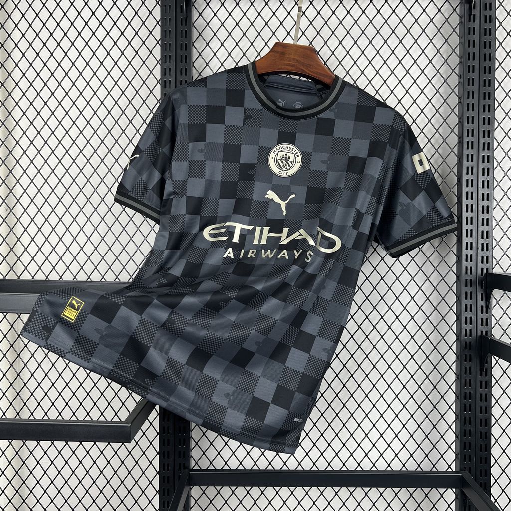 Manchetser City maillot foot noir concept Louis Vuitton 2024 2025