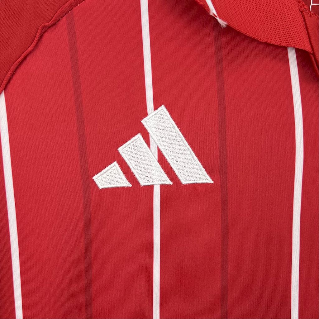 Nottingham maillot foot domicile 2025 2026