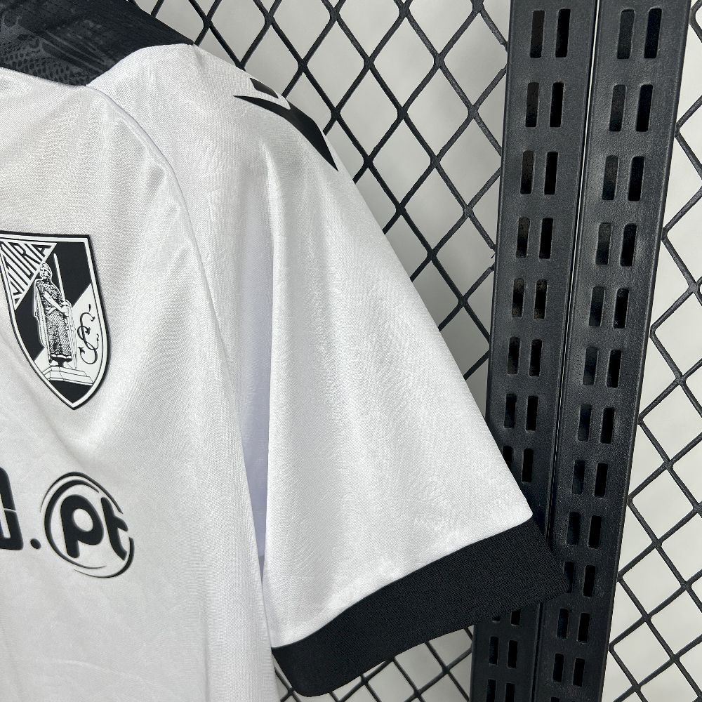 Vitoria de Guimaraes maillot foot domicile 2025 2026