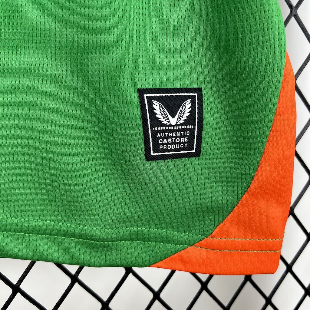 Ireland maillot foot domicile 2025 2026
