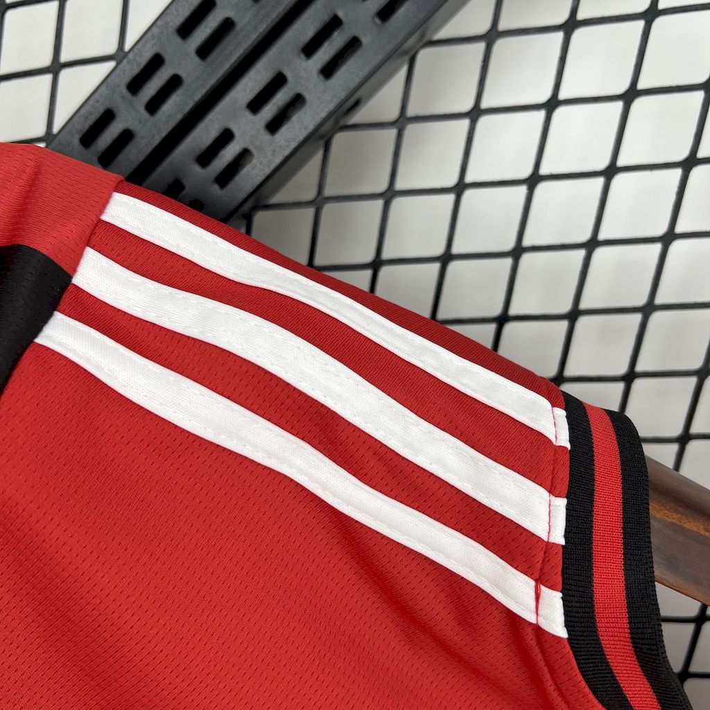 AC MIlan maillot foot 2024 2025