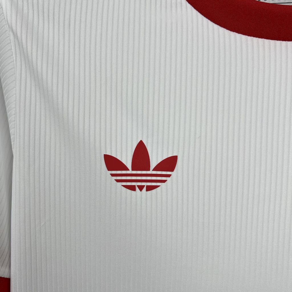 Benfica maillot foot anniversaire 2025 2026