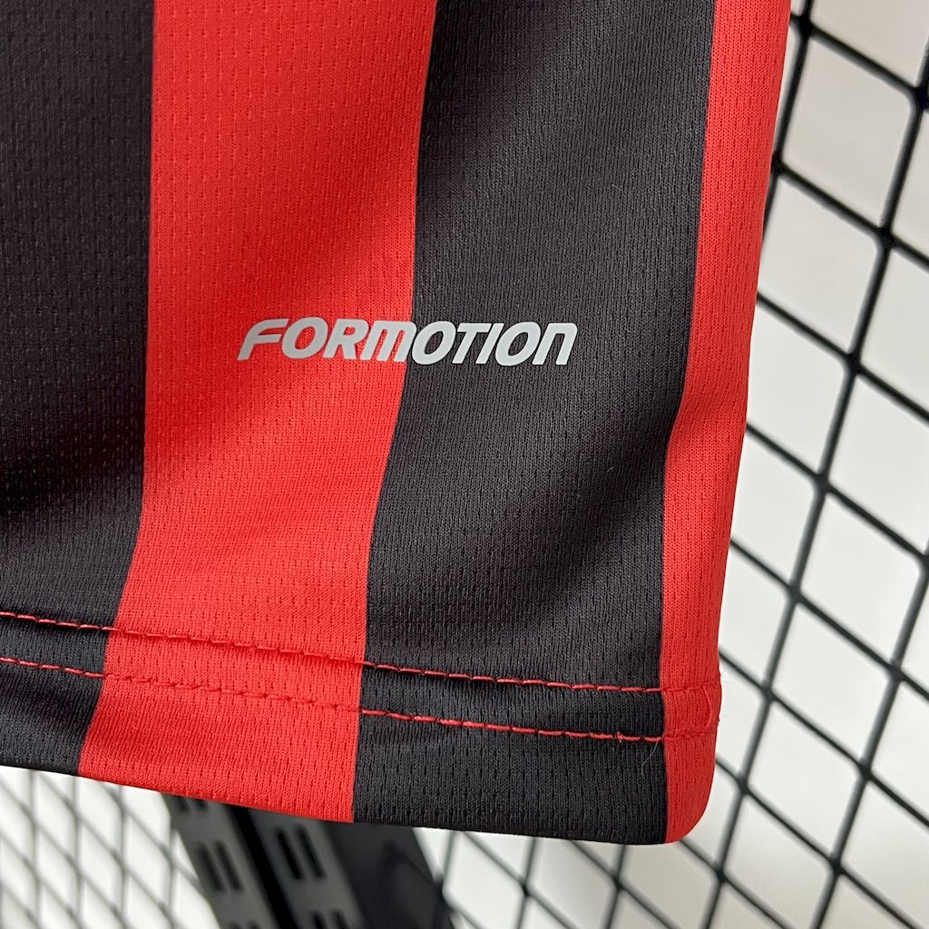 AC MIlan maillot foot 2024 2025