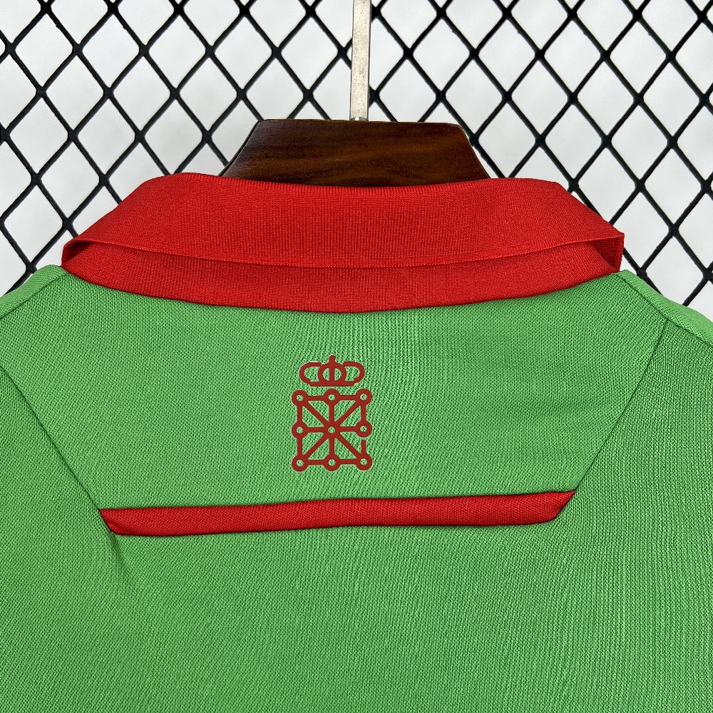 Osasuna  maillot foot extérieur 2025 2026